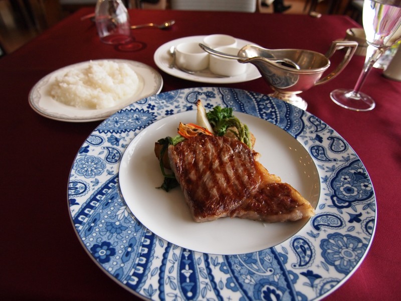 前沢牛サーロインステーキのランチ